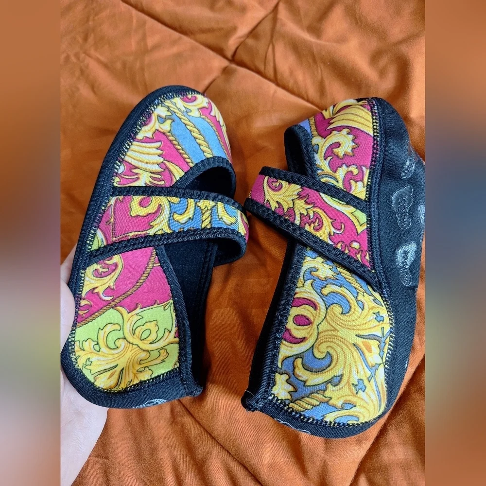 NUFOOT FLEXIBLE SLIP ON BALLET SHOES SIZE MEDIUM